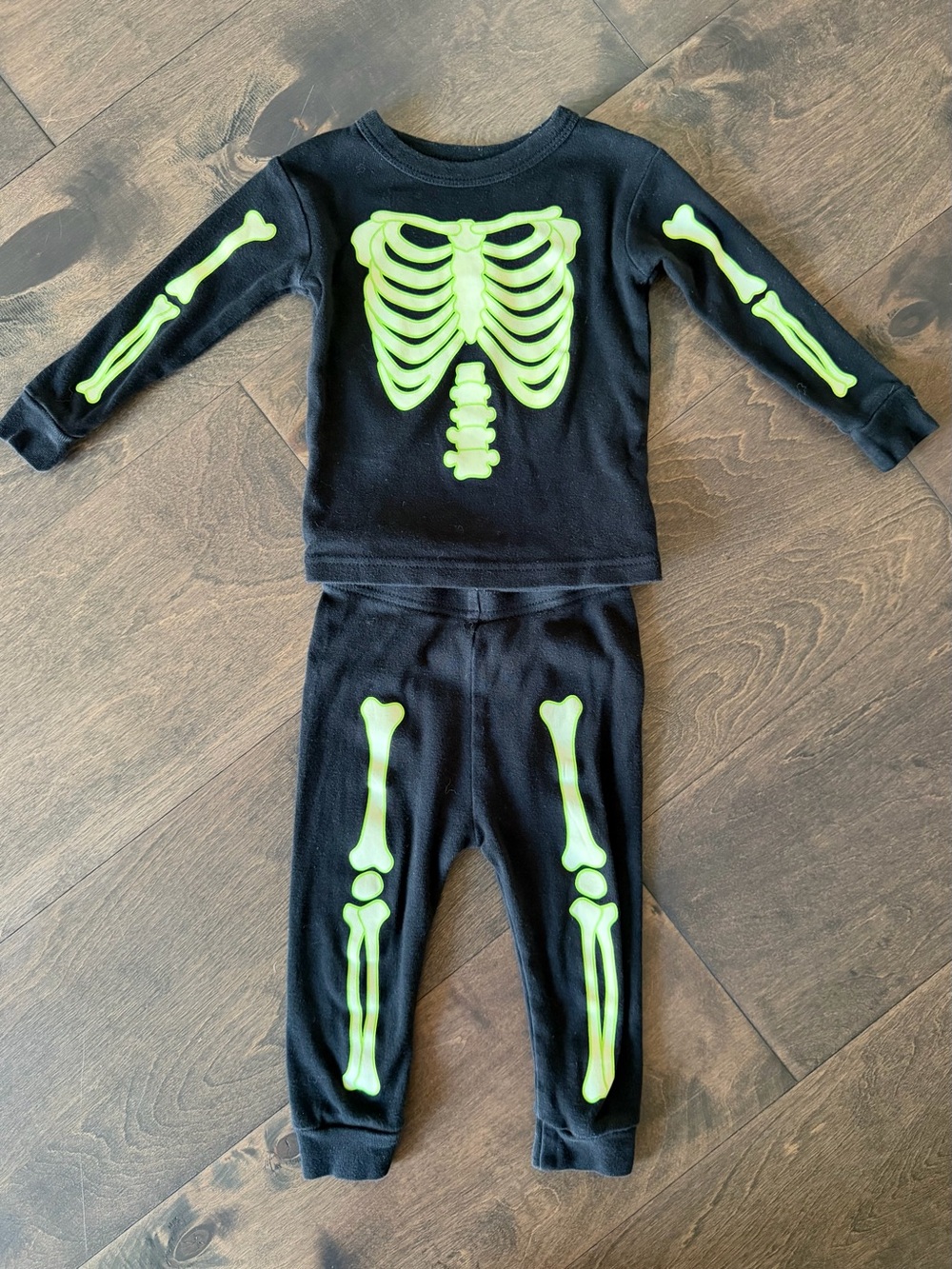 GAP Glow Skeleton Pajamas